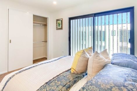 Photo of property in 5 Ngaru Way, Orewa, 0931