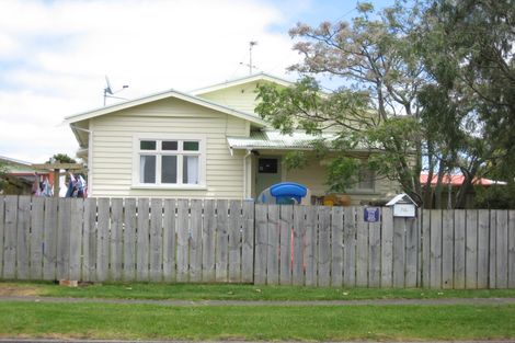 Photo of property in 70a Helvetia Road, Pukekohe, 2120