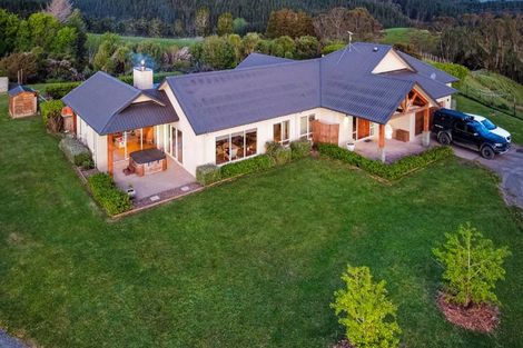 Photo of property in 318 Stoney Creek Road, Kaukapakapa, 0873