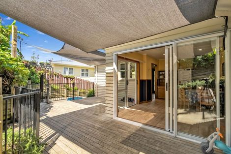 Photo of property in 38 Ranfurly Street, Dargaville, 0310