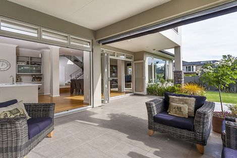 Photo of property in 14 Armstrong Farm Drive, East Tamaki Heights, Auckland, 2016