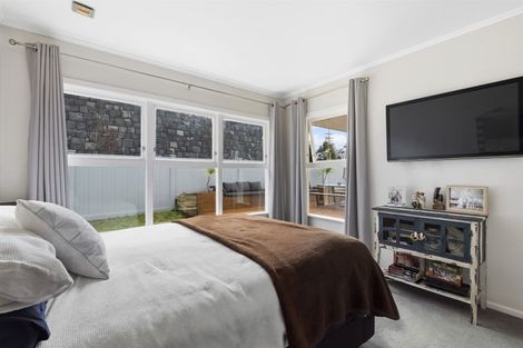 Photo of property in 1/982 East Coast Road, Northcross, Auckland, 0632