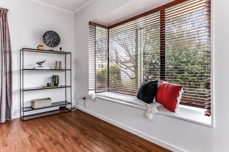 Photo of property in 35a Lake Crescent, Hamilton Lake, Hamilton, 3204