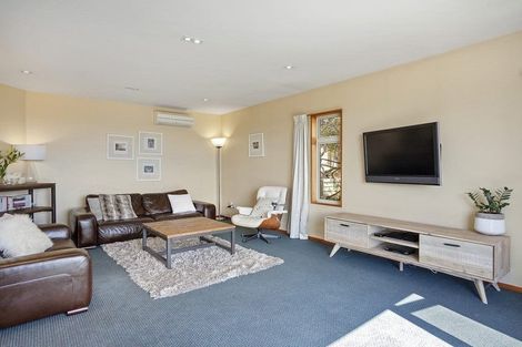 Photo of property in 26 Woodlau Rise, Huntsbury, Christchurch, 8022