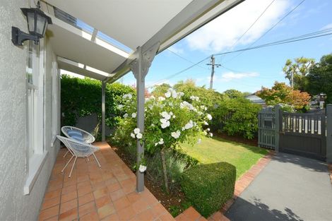 Photo of property in 14 Weston Road, St Albans, Christchurch, 8052