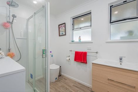 Photo of property in 19 Egmont Place, Westbrook, Palmerston North, 4412