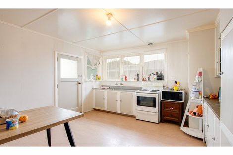 Photo of property in 32 Peterhead Avenue, Flaxmere, Hastings, 4120