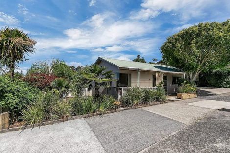 Photo of property in 21a Hatherlow Street, Glenfield, Auckland, 0629