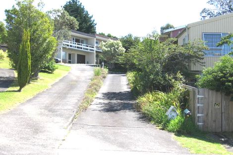 Photo of property in 2/74 Cockayne Crescent, Sunnynook, Auckland, 0620
