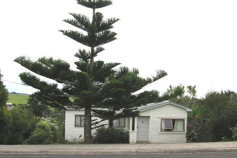 Photo of property in 1/12 Willis Street, Torbay, Auckland, 0630