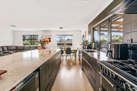 Photo of property in 48 Iles Road, Lynmore, Rotorua, 3010