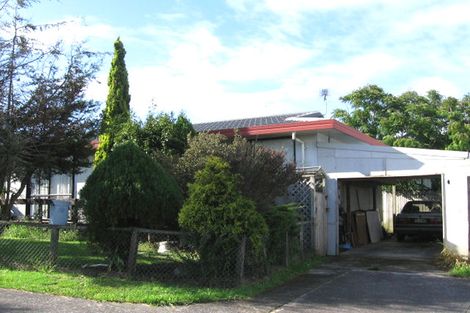 Photo of property in 2/13 Cameron Place, Ranui, Auckland, 0612