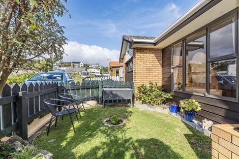 Photo of property in 1/4u Richard Street, Titahi Bay, Porirua, 5022