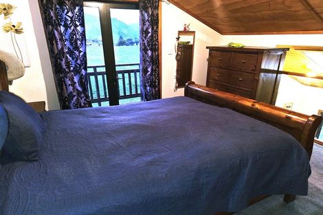 Photo of property in 72 Hotham Street, Murchison, 7007