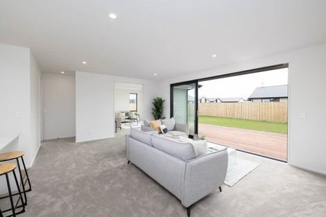 Photo of property in 10 Greenwood Place, Amberley, 7410