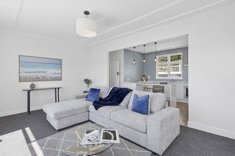 Photo of property in 42 Easther Crescent, Kew, Dunedin, 9012