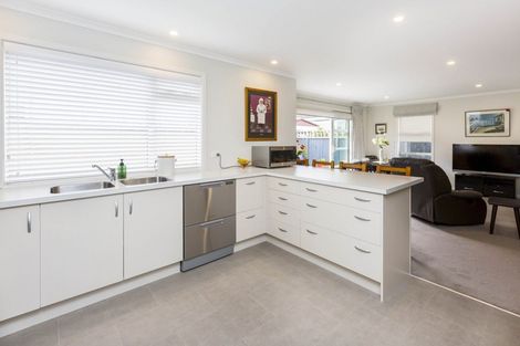 Photo of property in 16a Elm Street, Ebdentown, Upper Hutt, 5018