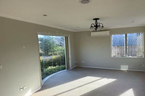 Photo of property in 29 Toledo Avenue, Henderson, Auckland, 0612
