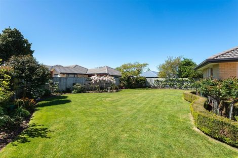 Photo of property in 7 Riverwood Boulevard, Redwood, Christchurch, 8051