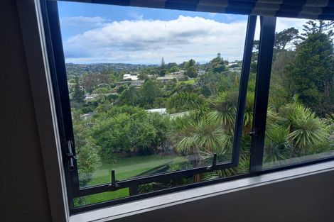 Photo of property in 113a Carlisle Road, Torbay, Auckland, 0632