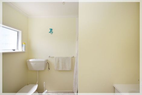 Photo of property in 13 Nelson Street, Foxton Beach, Foxton, 4815