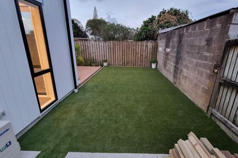 Photo of property in 37a Wairau Avenue, Avondale, Auckland, 1026