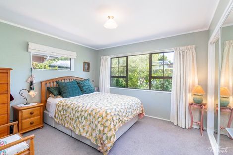 Photo of property in 2b Terminus Street, Silverstream, Upper Hutt, 5019