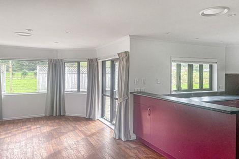 Photo of property in 150 Upper Fitzherbert Road, Wainuiomata, Lower Hutt, 5373