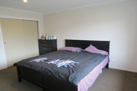 Photo of property in 35 Cyrus Street, Whalers Gate, New Plymouth, 4310