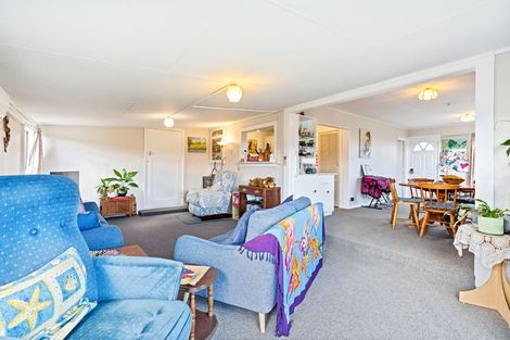Photo of property in 76 Park Avenue, Waitarere Beach, Levin, 5510