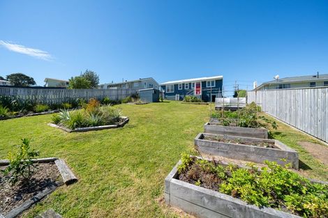 Photo of property in 38 Piko Street, Titahi Bay, Porirua, 5022