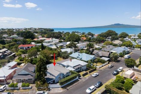 Photo of property in 6 Beaconsfield Street, Devonport, Auckland, 0624