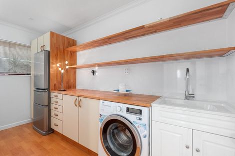 Photo of property in 310b Oceanbeach Road, Mount Maunganui, 3116