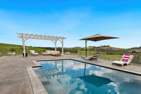 Photo of property in 1 Fernbird Grove, Kerikeri, 0294