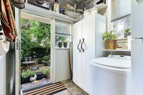 Photo of property in 2 Onslow Street, Hamilton East, Hamilton, 3216