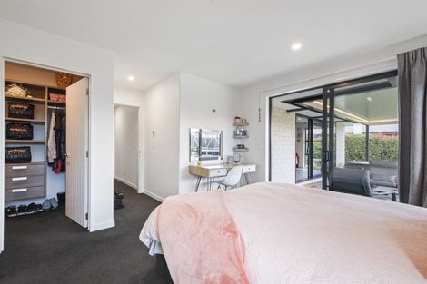 Photo of property in 80 Petries Road, Woodend, 7610