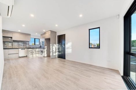 Photo of property in 137a Mahia Road, Wattle Downs, Auckland, 2103