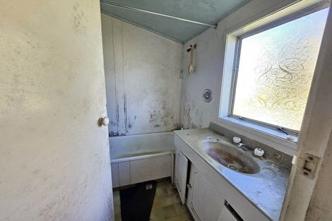 Photo of property in 70 Fox Street, Cobden, Greymouth, 7802