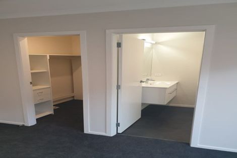 Photo of property in 115a Bell Road, Waiwhetu, Lower Hutt, 5010