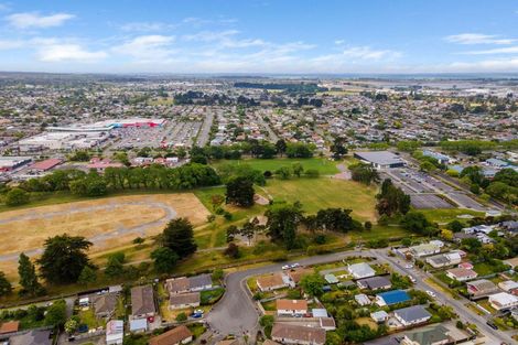 Photo of property in 2/8 Bonar Place, Woolston, Christchurch, 8062