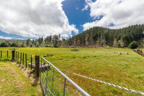 Photo of property in Rovale Estate, 123c Johnsons Road, Whitemans Valley, Upper Hutt, 5371