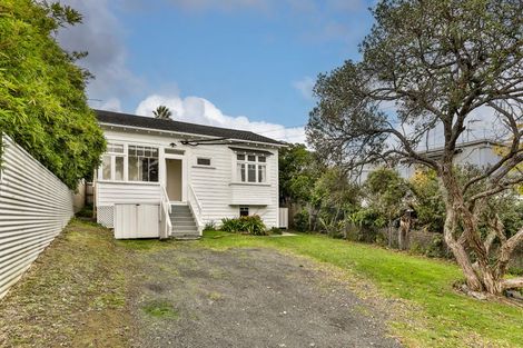 Photo of property in 4/5 Edgars Road, Westmere, Auckland, 1022