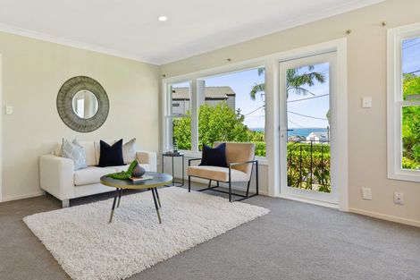 Photo of property in 36 Montgomery Avenue, Rothesay Bay, Auckland, 0630