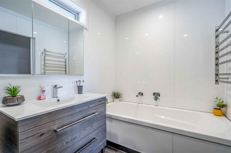 Photo of property in 166 Chelmsford Street, Windsor, Invercargill, 9810