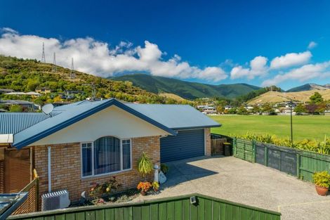 Photo of property in 305 The Ridgeway, Stoke, Nelson, 7011