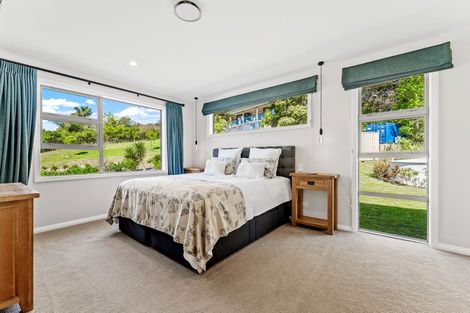 Photo of property in 5b Hobbs Road, Matakatia, Whangaparaoa, 0930