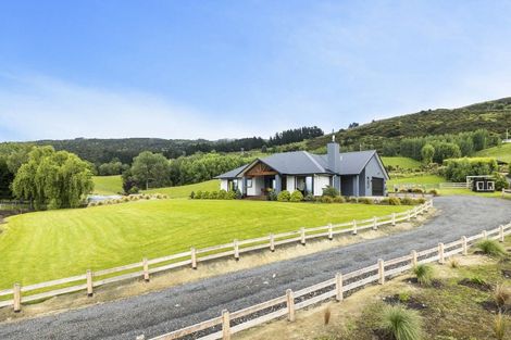 Photo of property in 34 Tara Hills Drive, North Taieri, Mosgiel, 9092