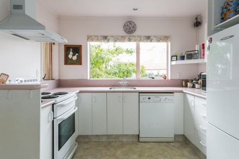 Photo of property in 11/180 Charles Street, Westshore, Napier, 4110