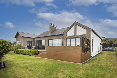 Photo of property in 8 Dove Grove, Westmorland, Christchurch, 8025
