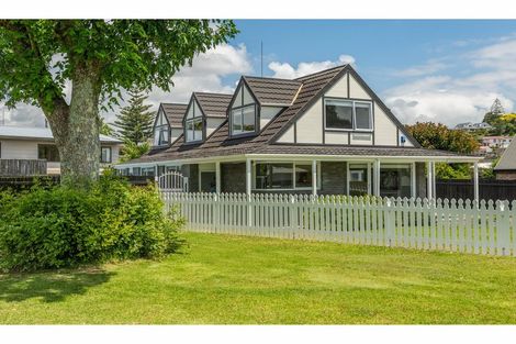 Photo of property in 90 Sherwood Street, Bellevue, Tauranga, 3110